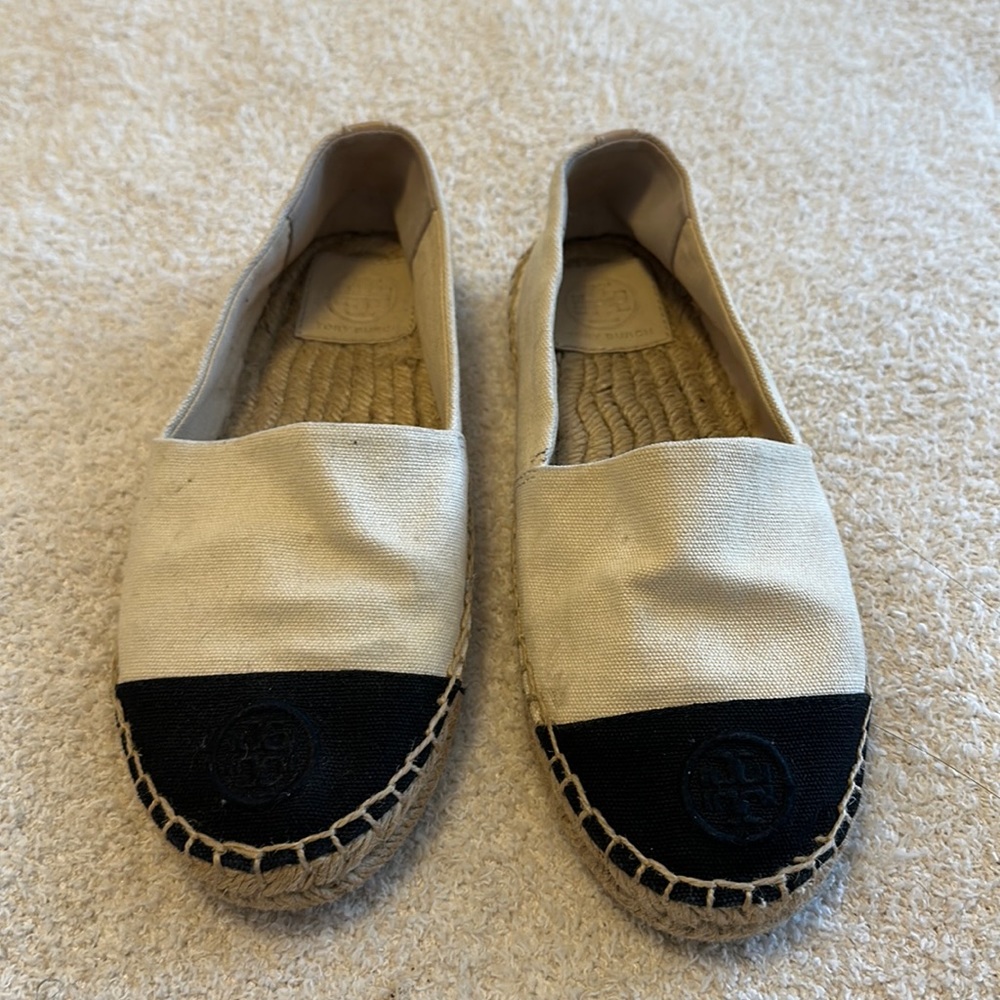 SIZE 7 - TORY BURCH ESPADRILLES BLACK & TAN